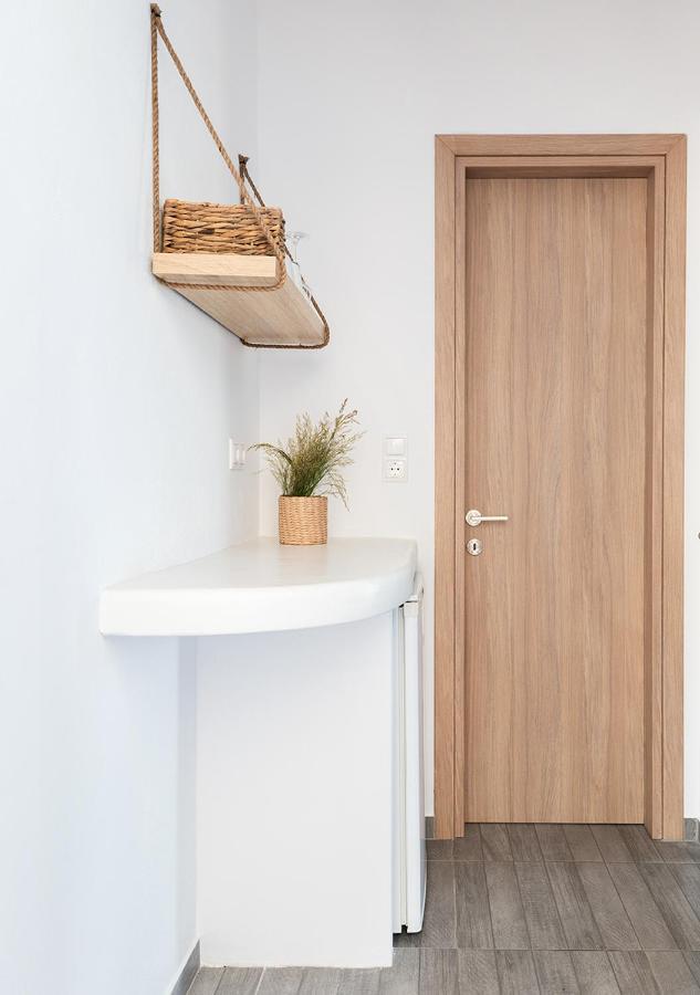 Dorkas Luxury Rooms&Apartments Livadakia Екстериор снимка