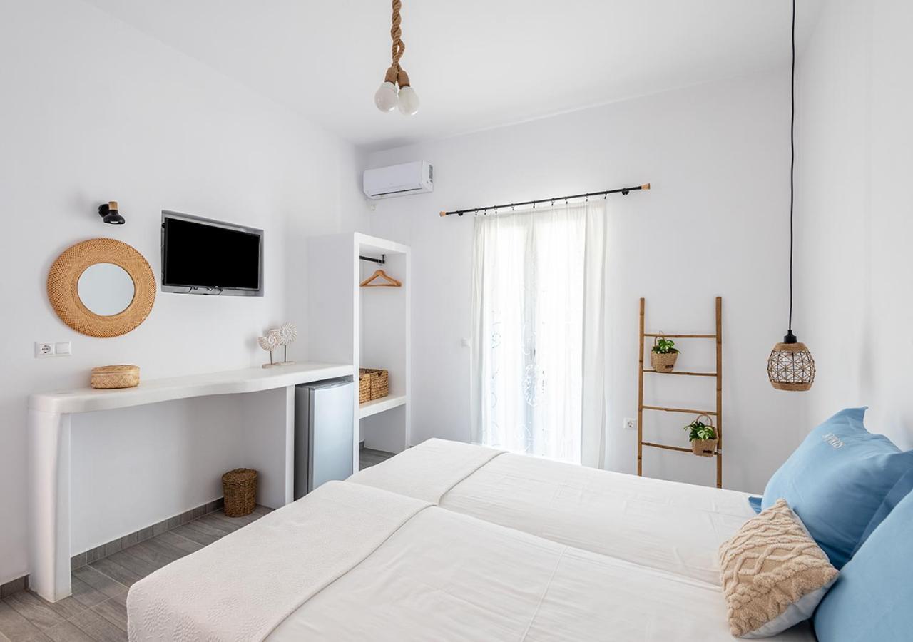 Dorkas Luxury Rooms&Apartments Livadakia Екстериор снимка