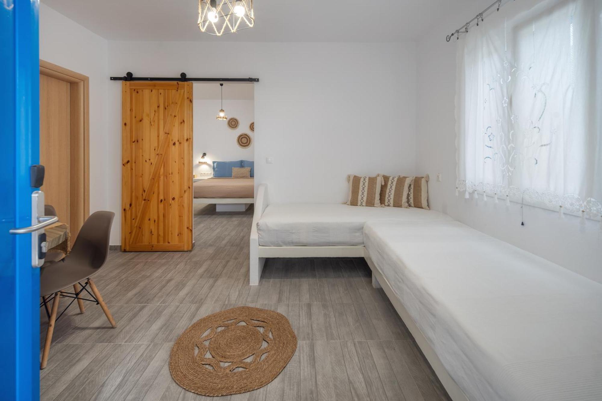 Dorkas Luxury Rooms&Apartments Livadakia Екстериор снимка