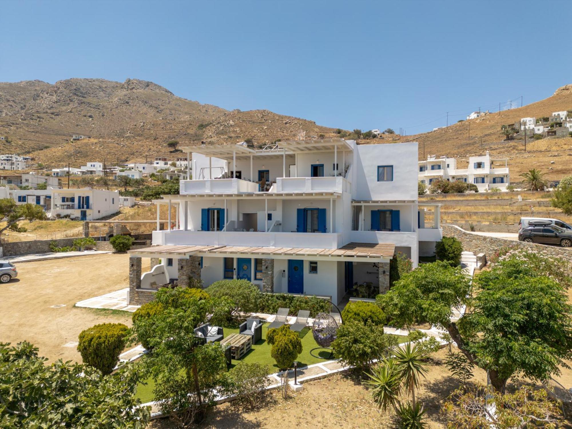 Dorkas Luxury Rooms&Apartments Livadakia Екстериор снимка